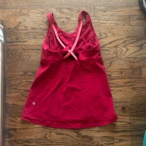 Lululemon pink tank top size 6